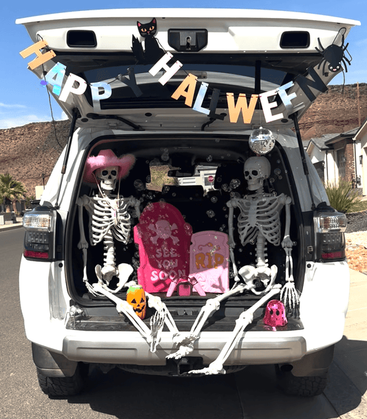 3 Epic Trunk-or-Treat Setups for Halloween That’ll Blow Your Mind (and Bubbles!)